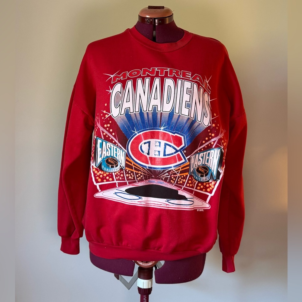 Vintage 1990’s Montreal Canadians Graphic Pull Over Logo 7